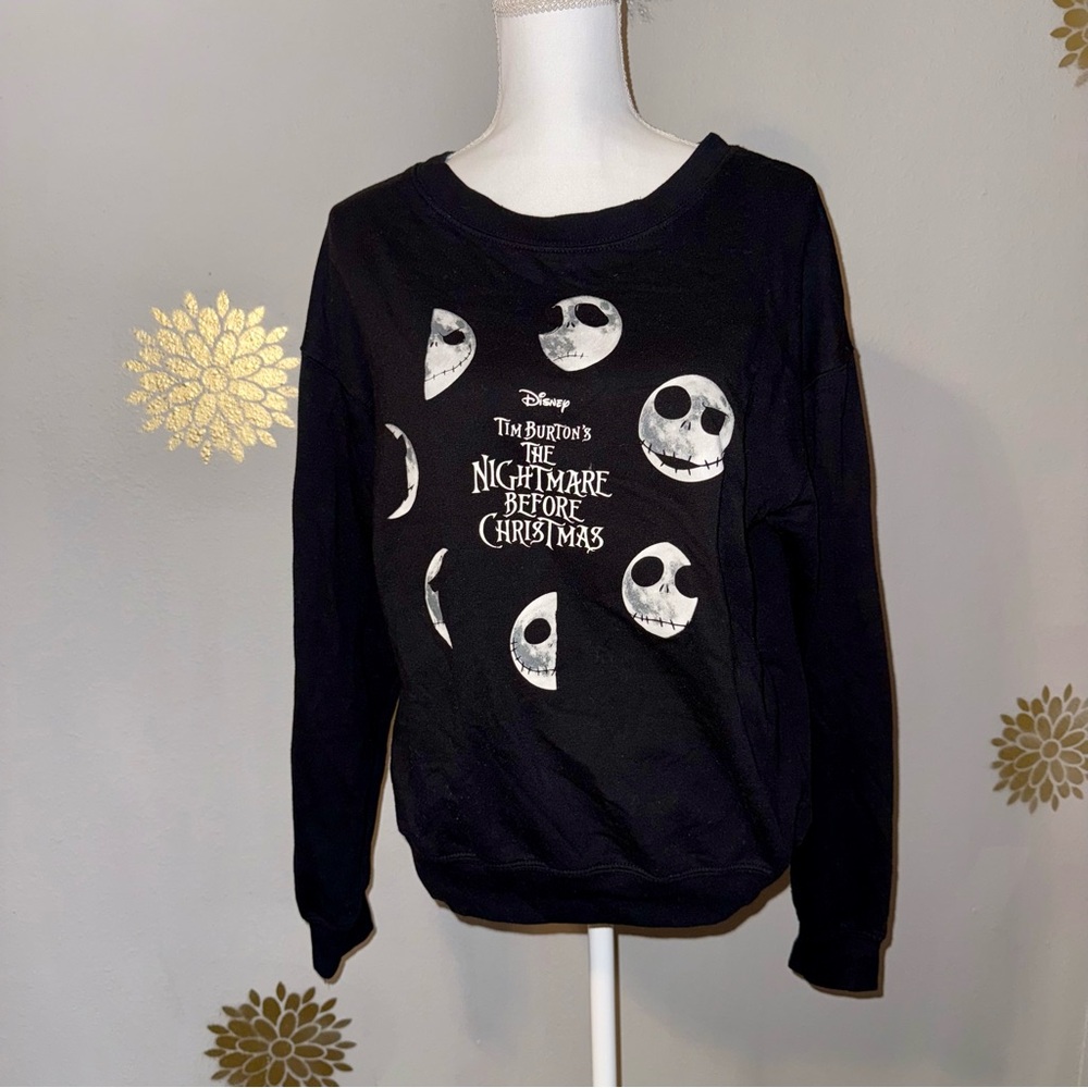 Disney Women's Medium Black Sweatshirt‎  Nightmare Before Christmas Jack Phase